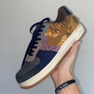 Travis Scott Air Force 1 Size 8.5